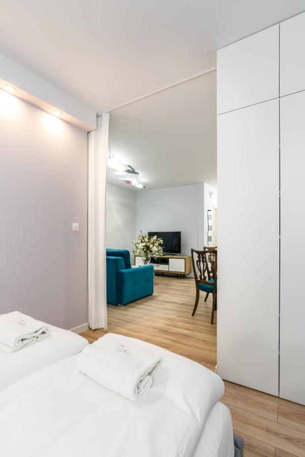 Villa Venecja Apartment Chwaliszewo With Free Garage City Center By Noclegi Renters Poznan Exterior foto